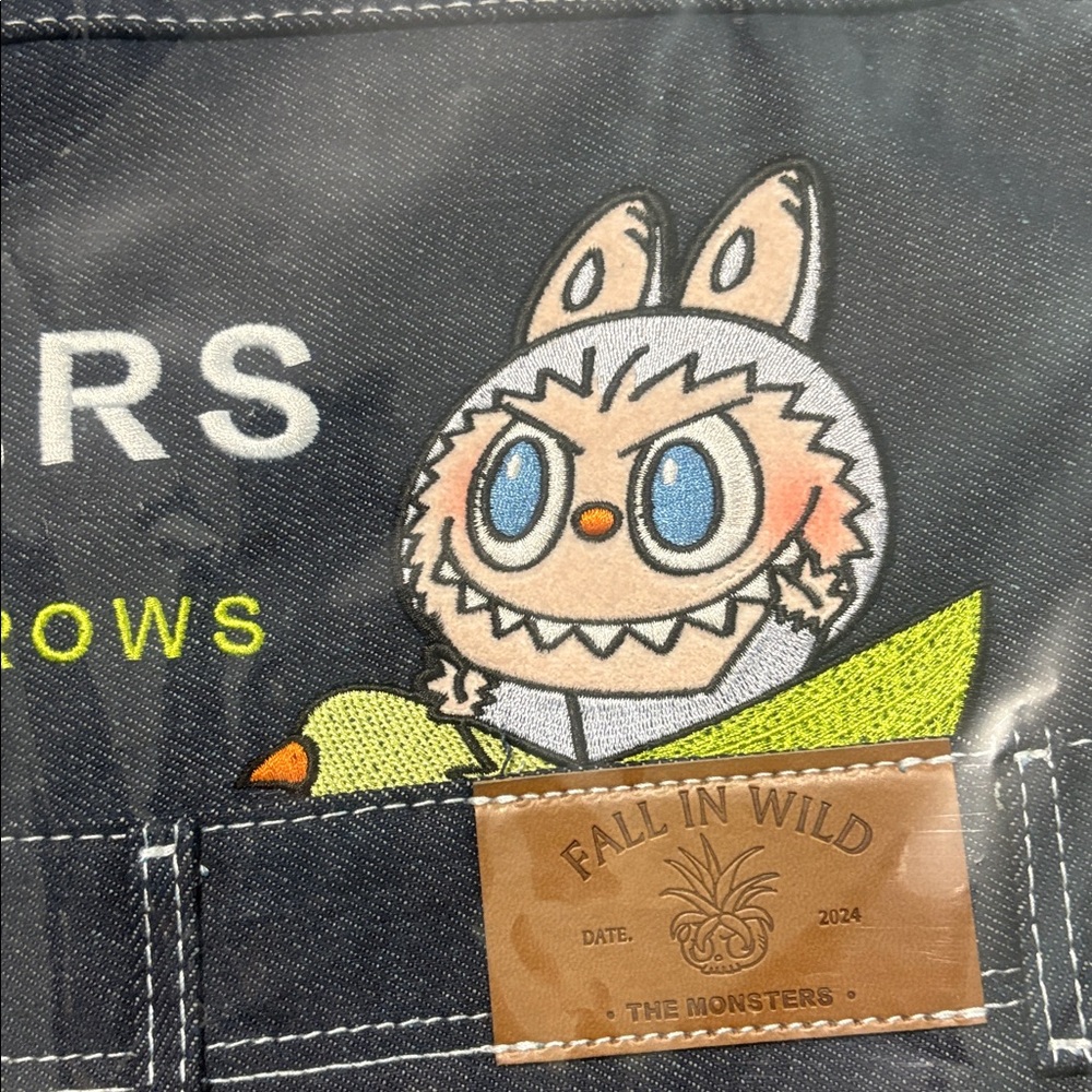 POP MART Labubu The Monsters Fall in the wild Denim Messenger bag - Picture 3 of 7